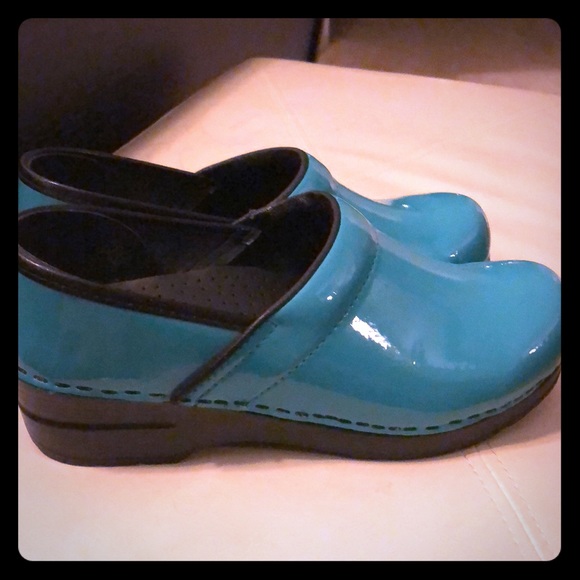 turquoise clogs